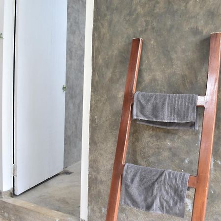 Mama'S Homestay Рутенг Екстериор снимка